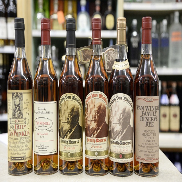 Best Original Premium Taste Whisky Pappy Van Winkle 10,12,15, 23 Year Old Family Reserve Bourbon 750ml for sale in Europe