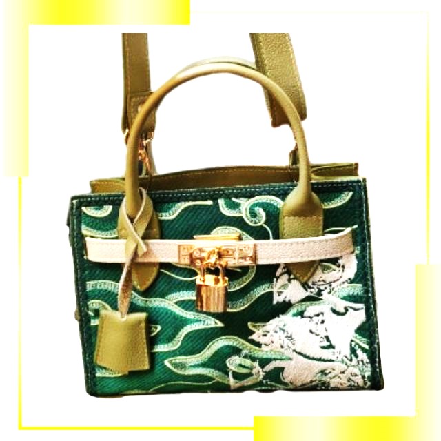 100% Genuine Leather Fashion Pursue Bag Hand Bags Indonesian Traditional Embroidery Handmade Heritage Motive Design Flowers 