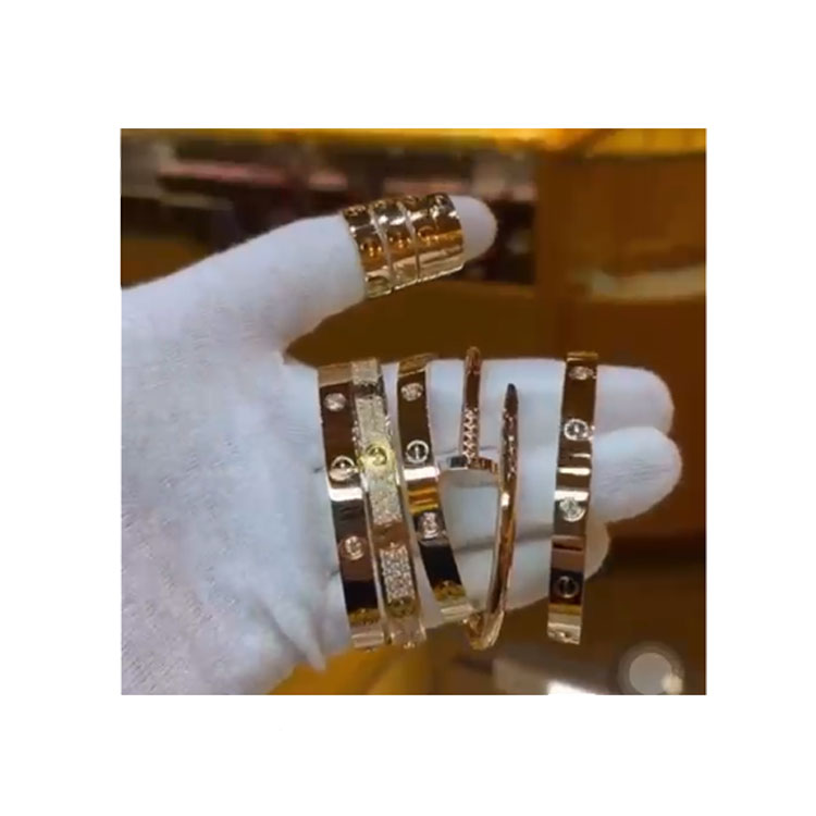 Elegant Design Top Selling Engagement Wedding Gift Fashion Jewelry Diamond Ring/ Bracelet From Indian Manufacturer 