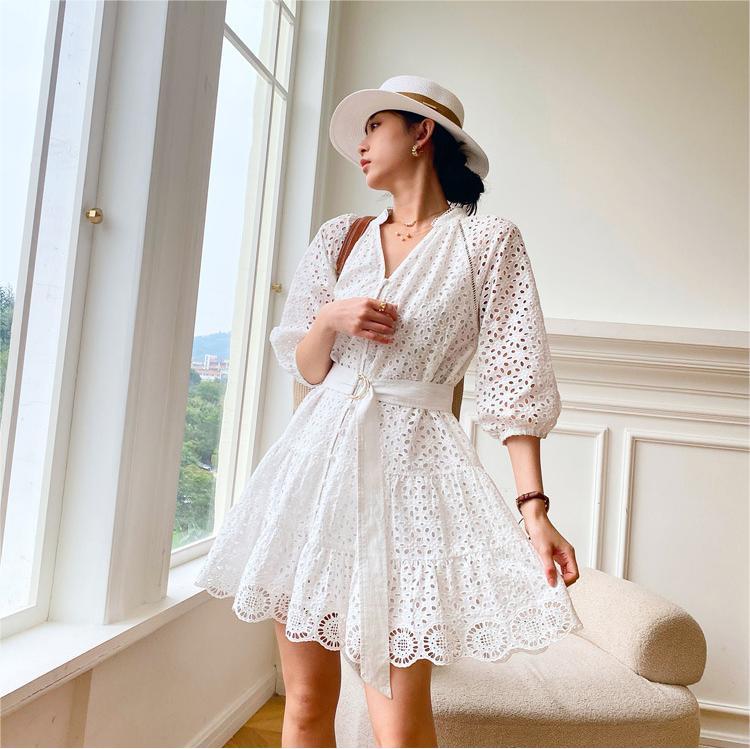 2023 Spring And Summer New White Embroidery Dress French Niche Design Sense Foreign Trade Women's Clothing 