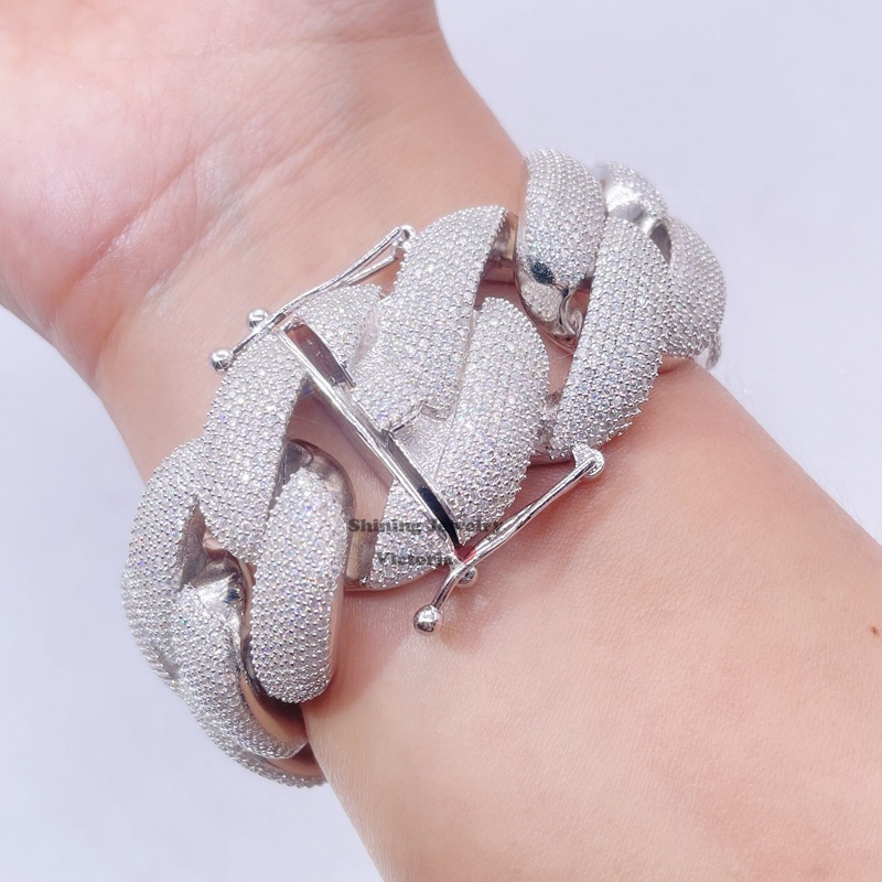 New Arrival Stylish Hip Hop Iced Out Men Sterling Silver 925 28mm Moissanite Diamond Miami Cuban Bracelet