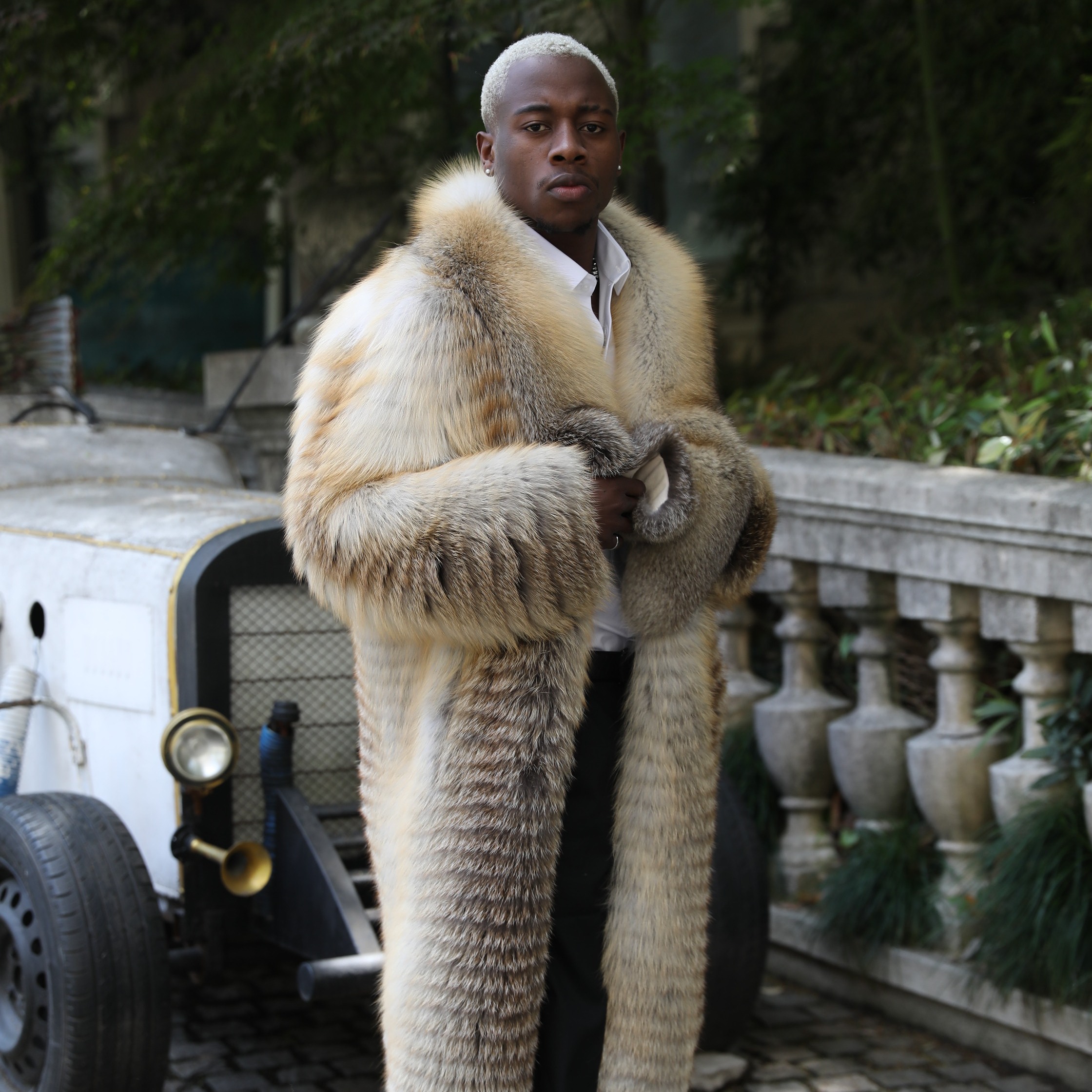 Janefur Thick Style Men's Fur Long Coat With Large Fox Fur Collar