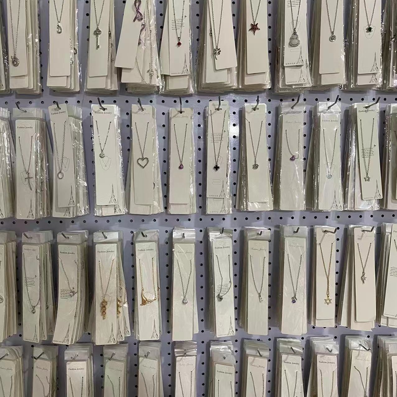 80-150pcs each kg sell by weight necklace Korean style fashion short necklace bulk jewelry mix and random