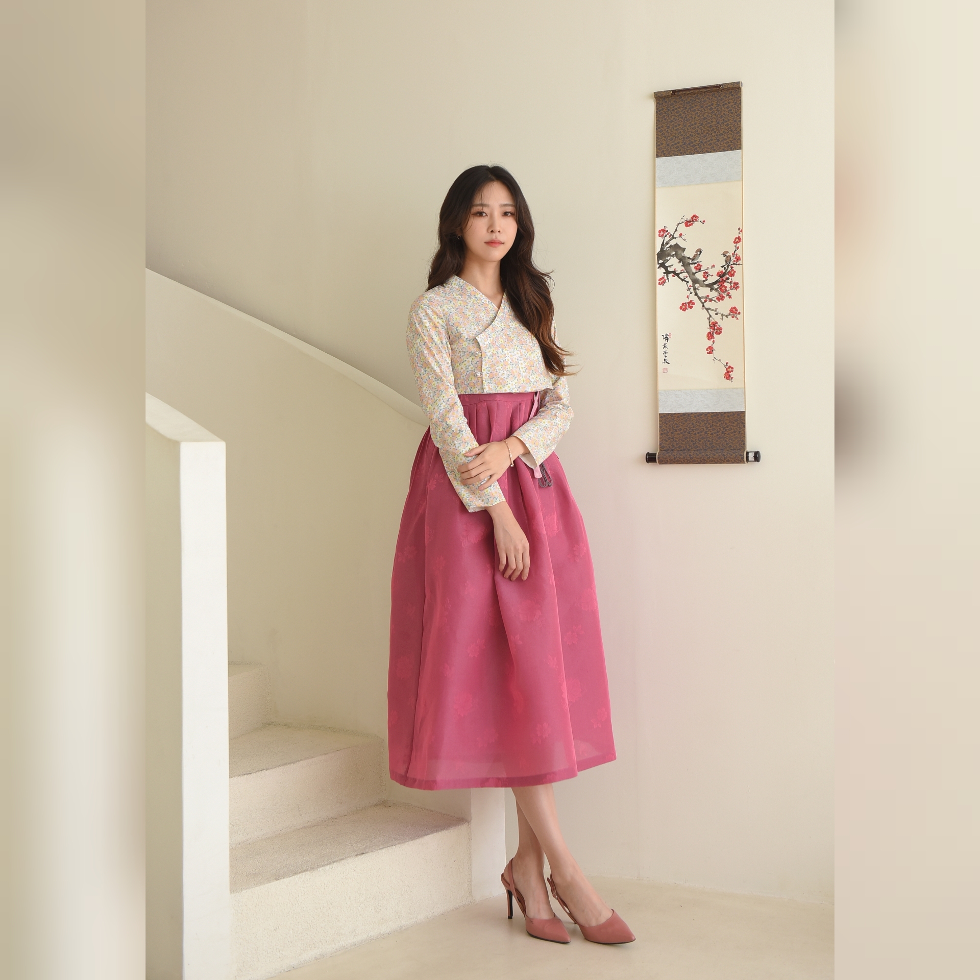 Korean Women's Style/ Casual Hanbok/ Unique Clothing/ Holiday Costume/ Long-sleeved/ V-neck/flower Pattern/mix Match 